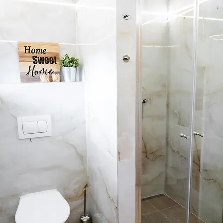 Kotva White House 度假居 Trstená